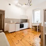 Rynek Jezycki Homely Apartmán